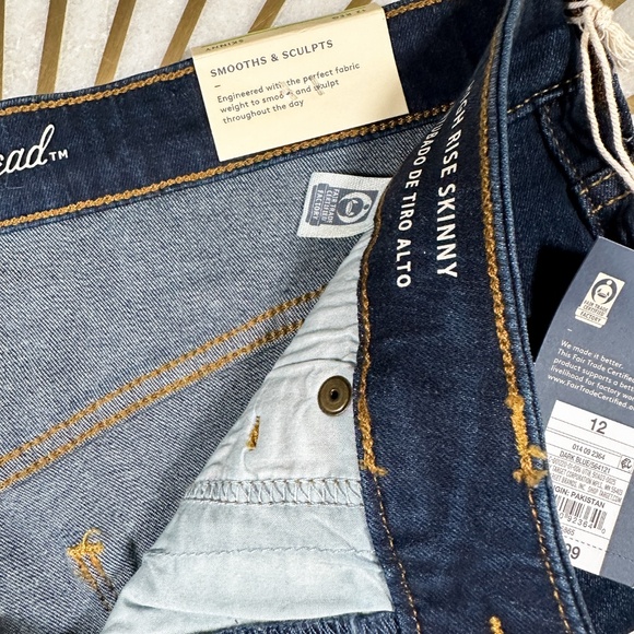 Universal Thread High Rise Skinny Jeans - Picture 4 of 6